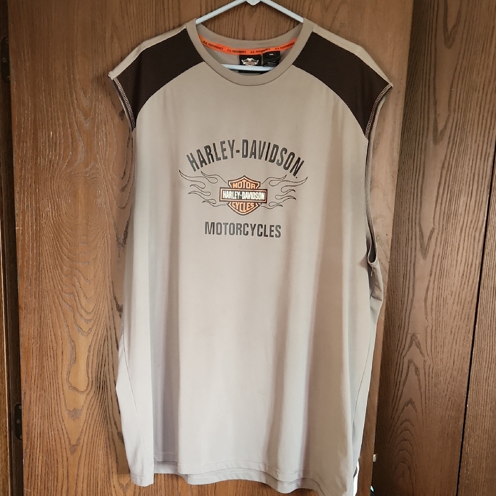 Harley-Davidson Men's Gray and Black Tank Top